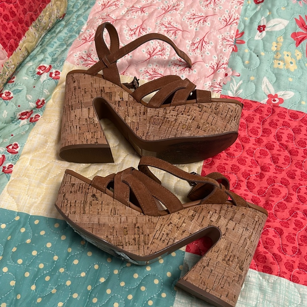 Free People Lisbon Mary Jane Platform straps Sandals 4-1/2” cork heels size 8.5
